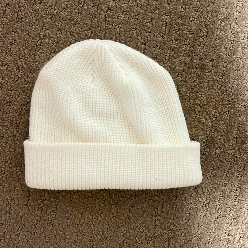 White beanie